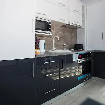 Апартаменты Apartament Alezzi Black&white 2