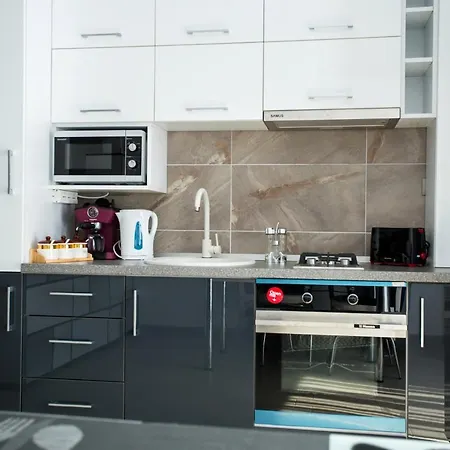 Apartament Alezzi Black&white 2 Апартаменты *
